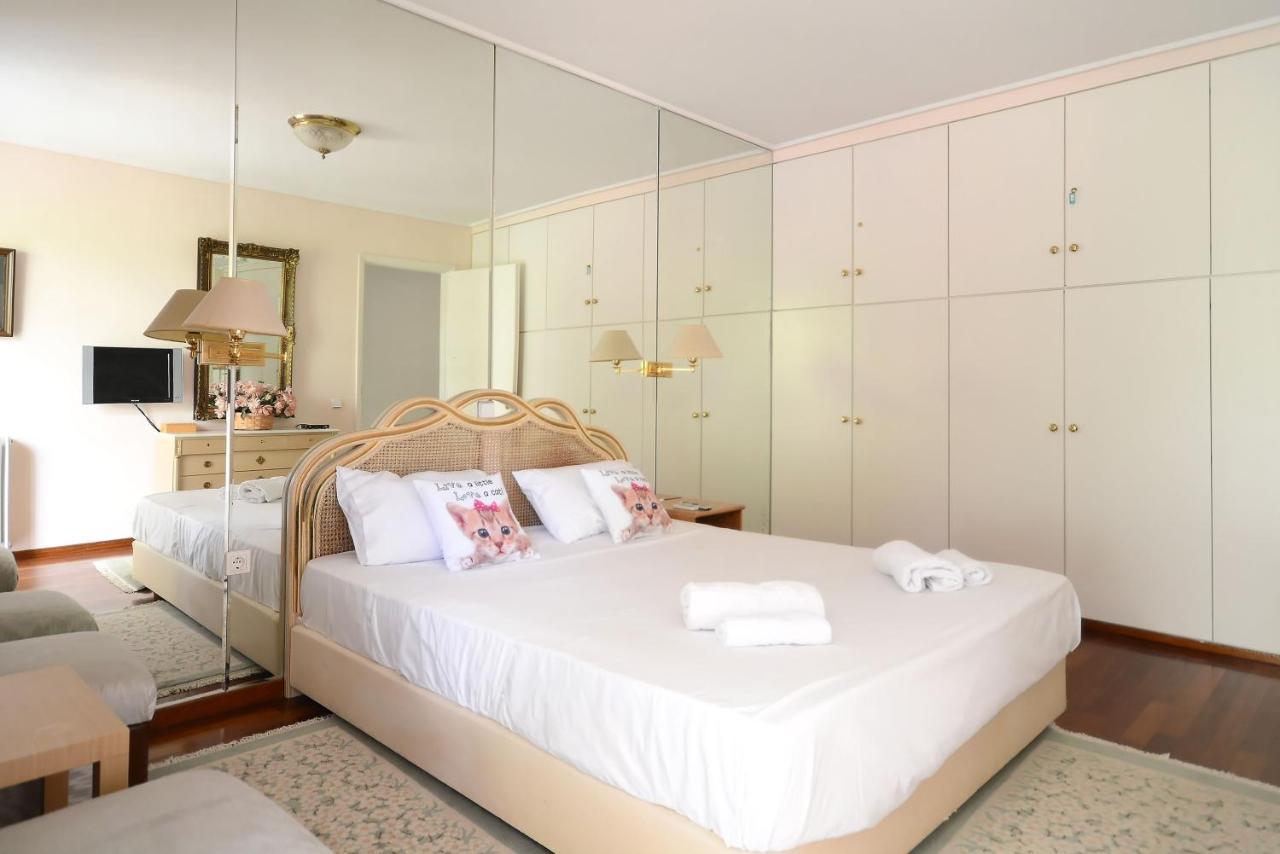 Luxury Apartment Demokratias Athen Exterior foto