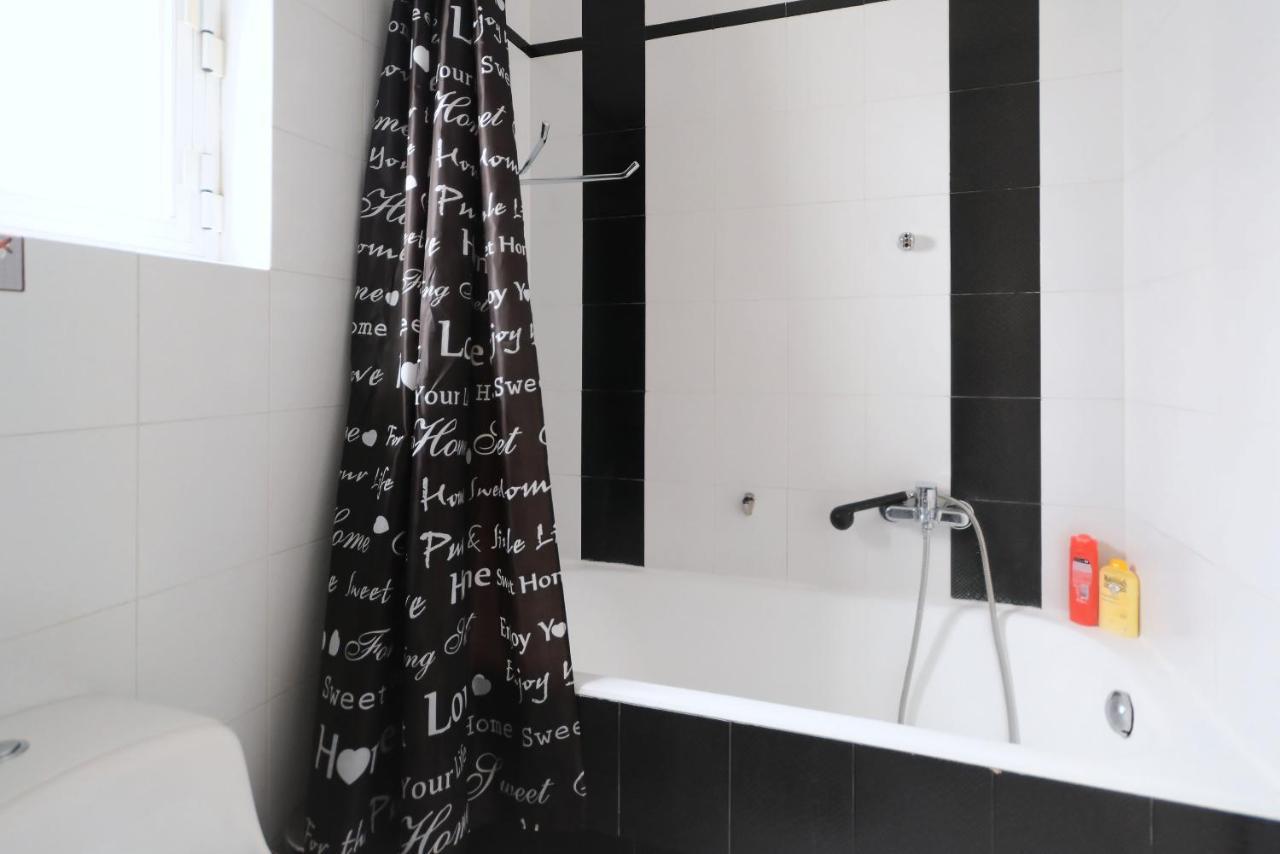 Luxury Apartment Demokratias Athen Exterior foto